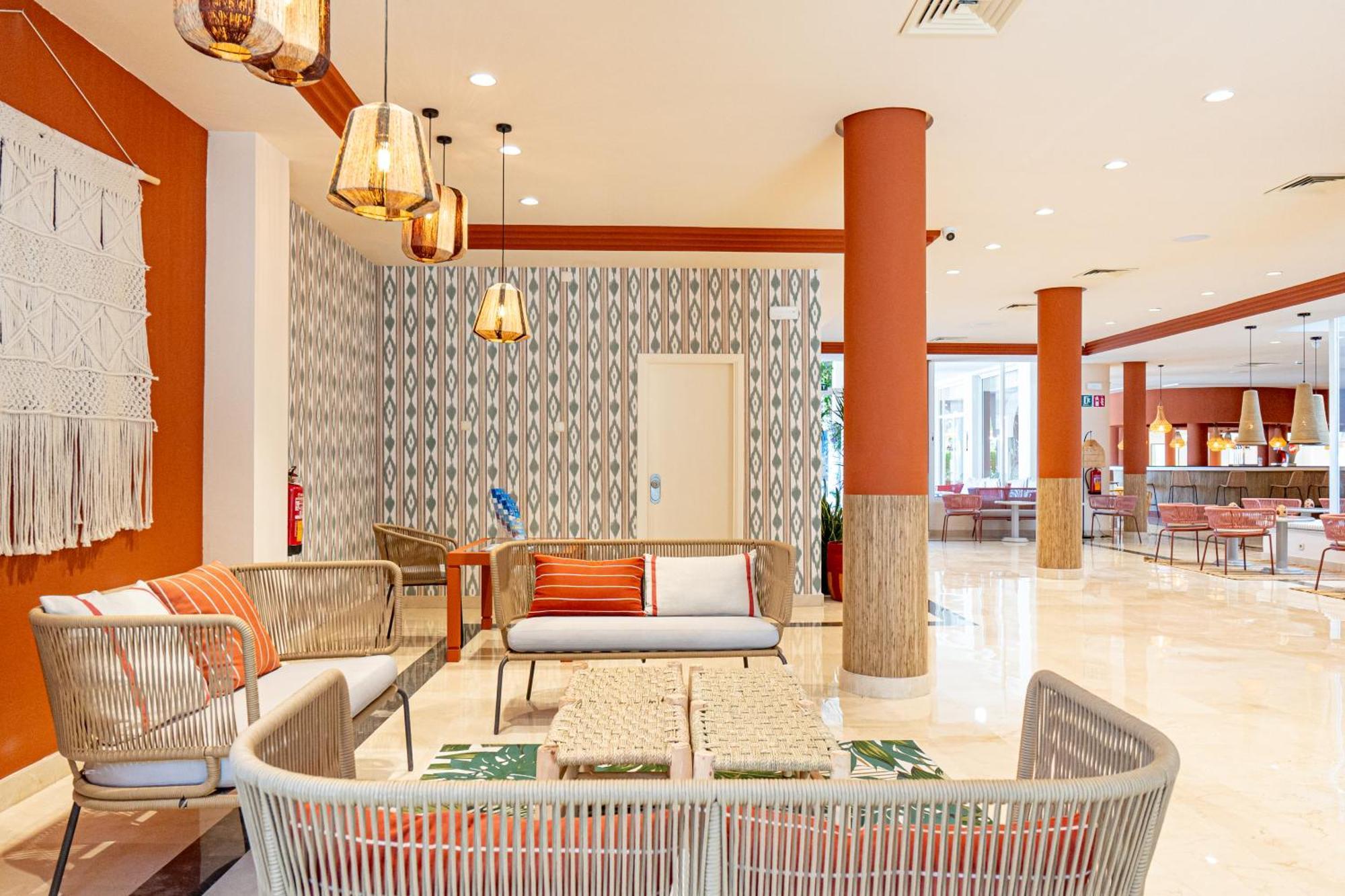 Hotel Rosella Affiliated By Intelier