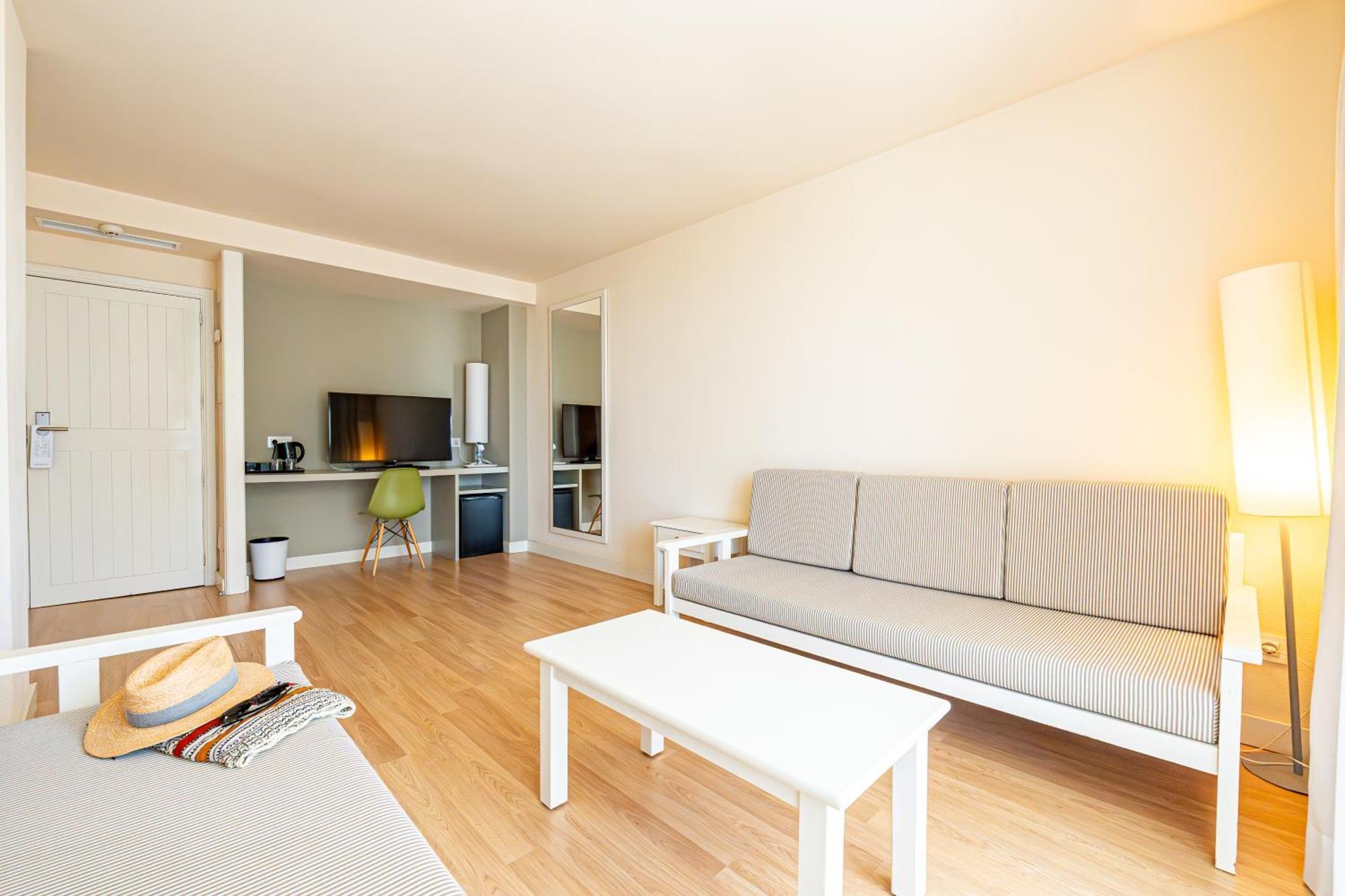 Rosella Affiliated By Intelier Hotel 4*